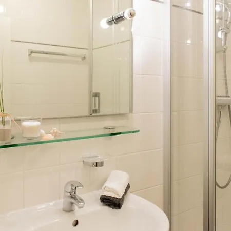 Life 4 - Lägenhet *